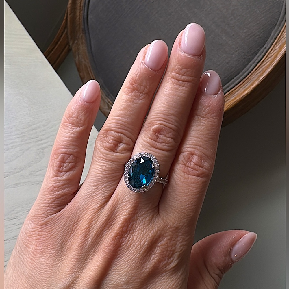 FASHION RING